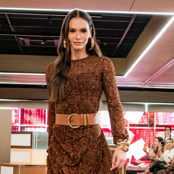 Renda e veludo em destaque: sofisticação marca o inverno 2026