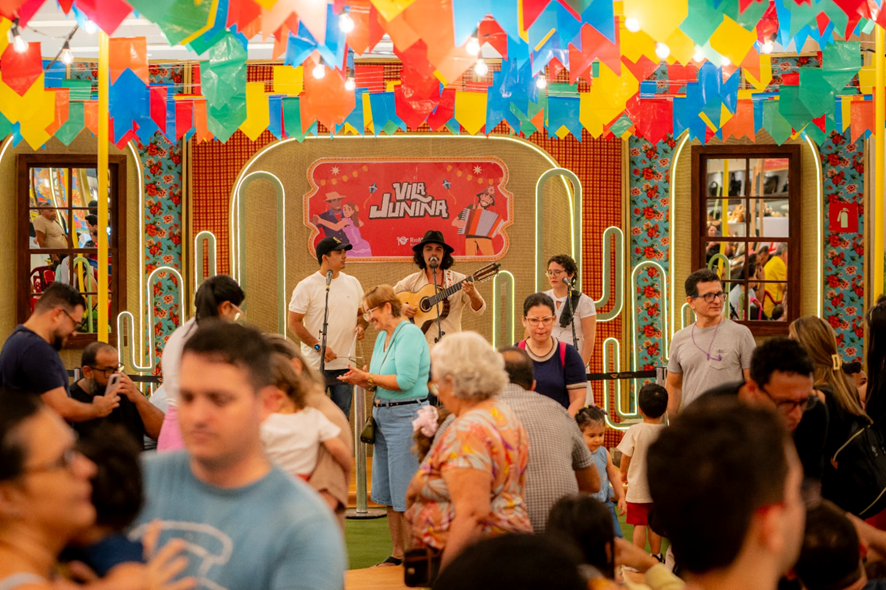 Festa junina continua no RioMar Kennedy com atrações para toda a família 
