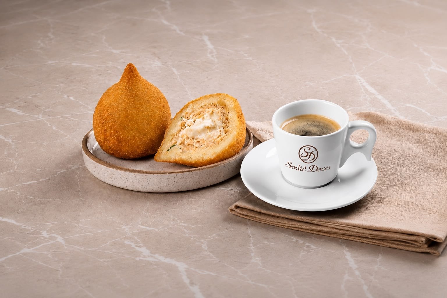 Sodiê Doces oferece café expresso na compra de coxinha em ação nacional nas mais de 400 lojas da rede