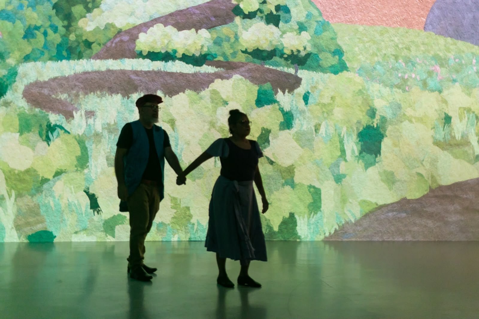 Teatro imersivo transforma o MIS Ceará em uma experiência sensorial inspirada na obra de Marcelo Romagnoli