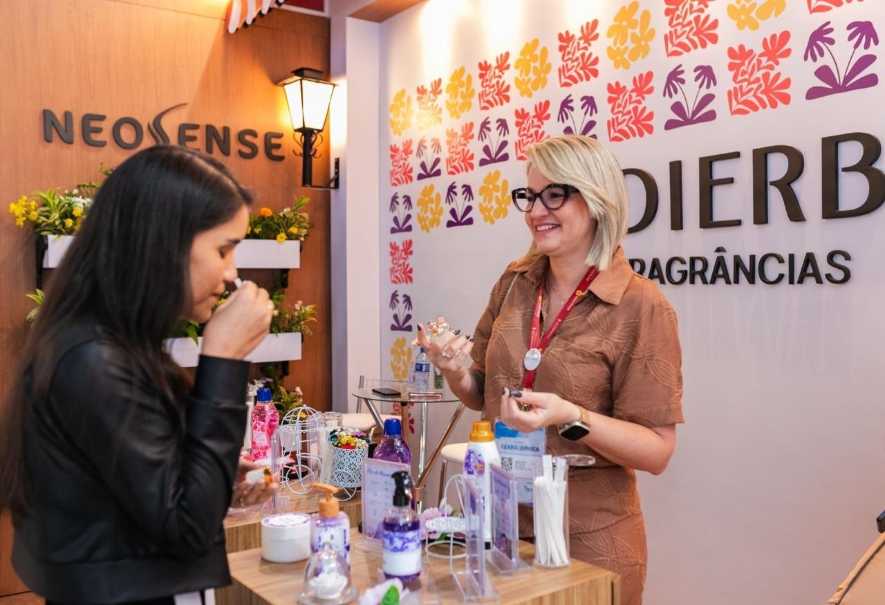 Expo Ceará Química 2026 acontece nesta quinta (10) e sexta-feira (11), em Fortaleza, com previsão de crescimento de 40%. Inscrições gratuitas!